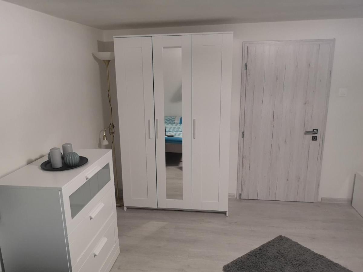 Family Apartments Myto Pod Dumbierom Ngoại thất bức ảnh